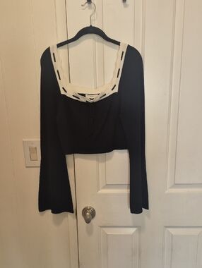 Black Long-Sleeve Square Neck Knit Top with Contrast Trim Womens XL